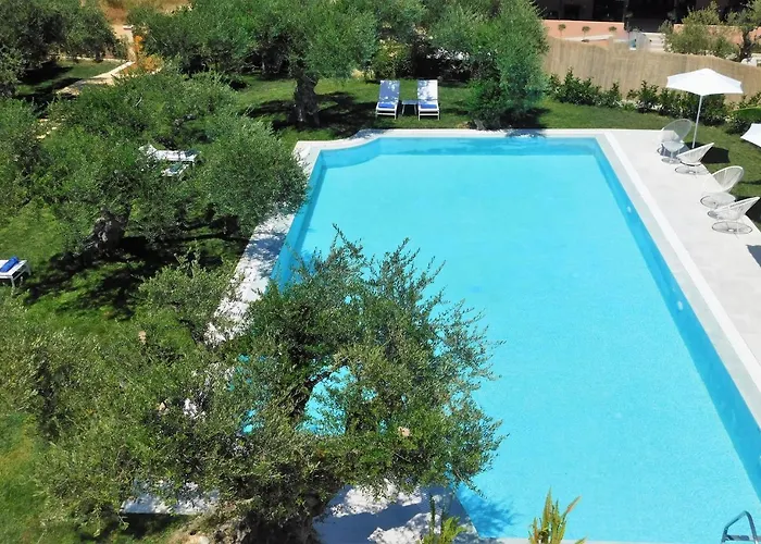 Orea Superior Kypseli